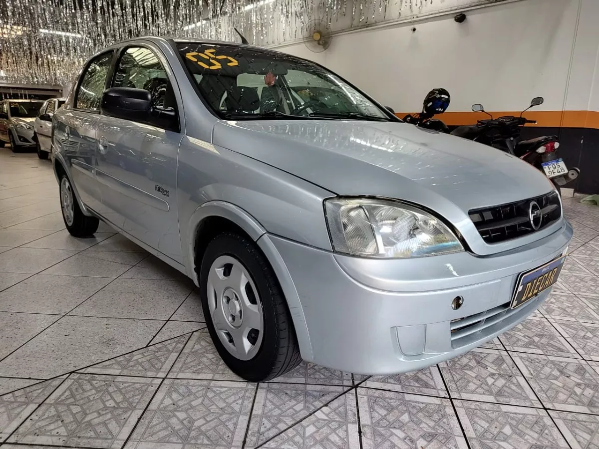 Chevrolet Corsa Sedan 1.8 Maxx Flex Power 4p