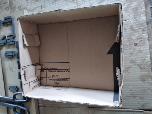 Cajas De Cartón Para Fresas, Duraznos,moras Y Otros Frutos. (Usado)