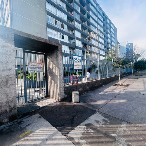 Venta , La Granja 3 Dormitorios 1 Baño, Terraza Codkt