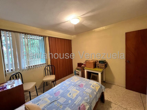 Apartamento En Venta En La Victoria, Aragua, Piso Bajo. Ljsa 25-16384