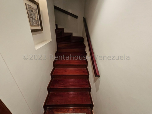 Ms: 25-1195 Se Vende Amplio Y Hermoso Apartamento En Planta Baja, En El Country Club. A=380m2, 3h, 5b, 3p.
