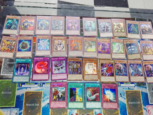 30 Cartas Yugioh Al Azar Todas Foil Brillosas Envío Gratis