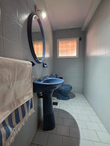 Venta De Casa 4 Ambientes. Parque Leloir