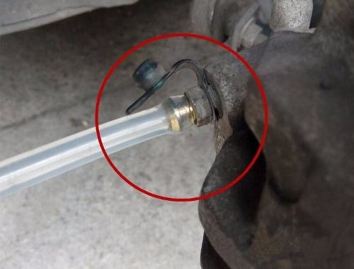 Herramienta Para Drenar Succionar Bombear Liquido De Frenos