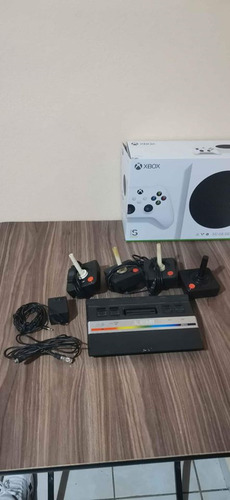 Atari 2600 Jr Con 4 Controles (Usado)