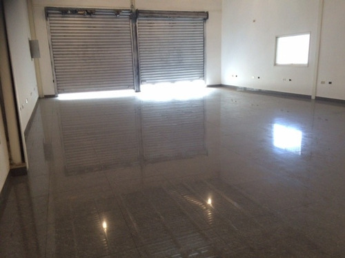 Imagen 4 de 5 de Alquiler Local Comercial A Pie De Calle, Av Caracas