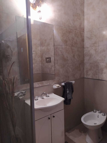 Imagen 6 de 16 de Galpon En Venta En Lanús Oeste