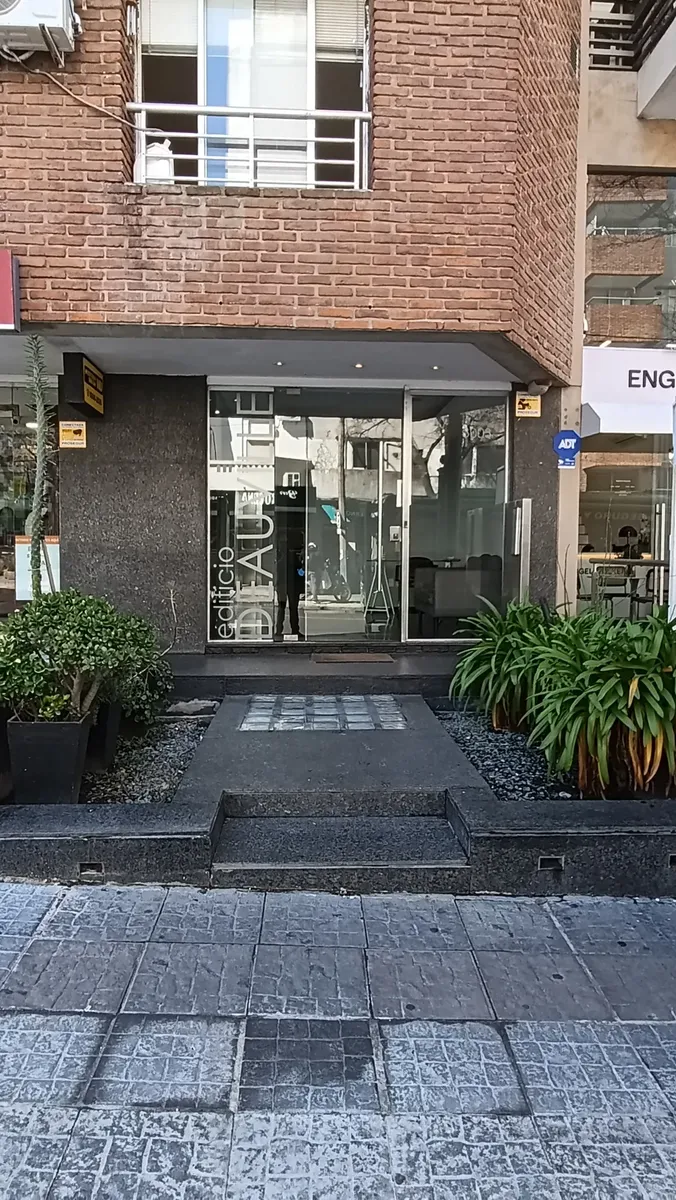Dueño Alquila Luminoso Apartamento De Un Dormitorio , Equipado En Edificio Con Barbacoa Y Lavandería . Disponible Desde El 1 De Diciembre · Foto 3