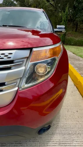 Ford Explorer 4.0 Xlt V6 3er Asiento Sync 4x2 Mt