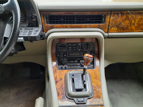 Jaguar Daimler Double Six