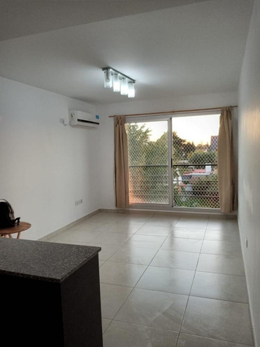 Imagen 3 de 14 de 2 Ambientes Con Piscina
