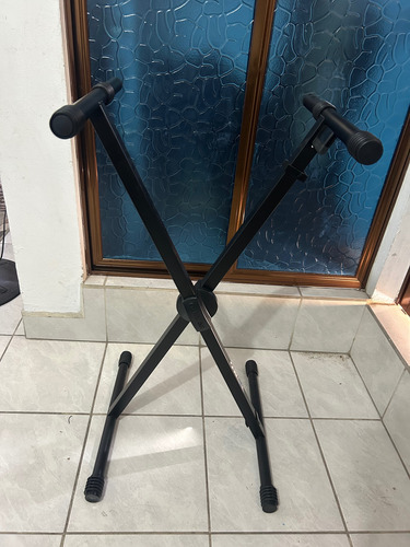 Soporte Base Para Teclado Quiklok T-500 Negro (Usado)