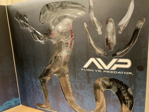 Hot Toys Sideshow Avp Alien Warrior Figure Special Edition (Usado)