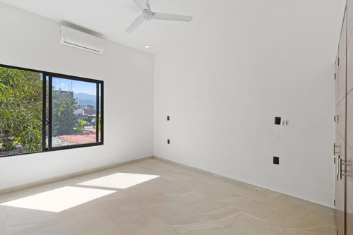 Edificio En Venta En Colonia San Esteban, Puerto Vallarta, Jalisco