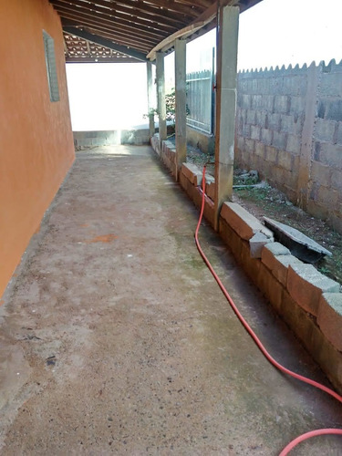Imagem 9 de 14 de Chacrinha Ibiuna Casa, Boa Localização, Próximo Asfalto!!!
