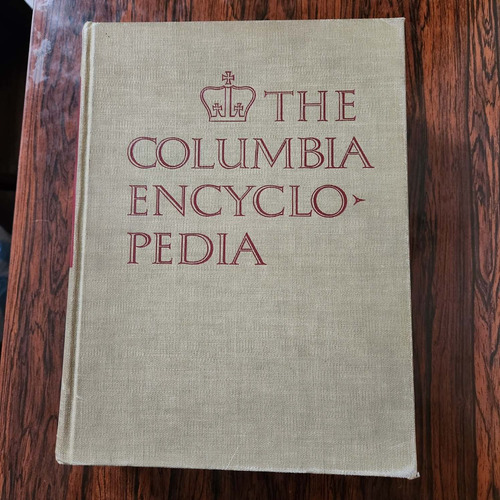Antigua Enciclopedia Columbia - The Columbia Encuclopedia