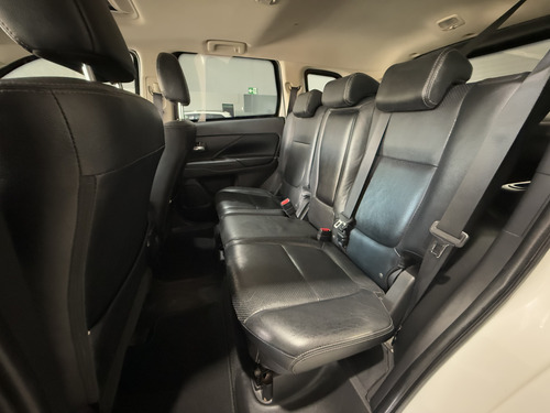 Mitsubishi Outlander 2.0