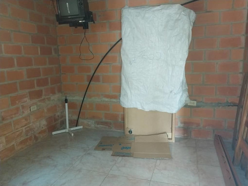 Imagen 8 de 13 de En Venta Casa De Oportunidad En Palo Negro, Urb Privado