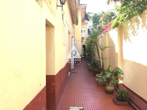 Imagem 18 de 29 de Maravilhosa Casa Em Rua Nobre Da Gávea, Com 5 Quartos, 3 Vagas, Jardim E Linda Área Externa! - 36910