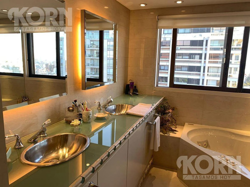 Imagen 25 de 30 de Venta Torre Forum Piso Altisimo 3 Ambientes, Escritorio Y 2 Cocheras Fijas En Palermo