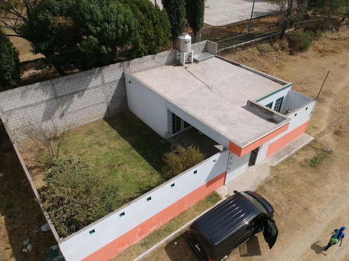 Imagen 13 de 14 de Bonita Casa Bien Ubicada A 1 Calle De Via Corta Santa Ana