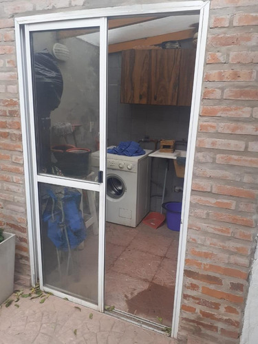 Imagen 7 de 20 de Casa Lote Propio De 3 Amb. + Dpto. Monoambiente Atras.-