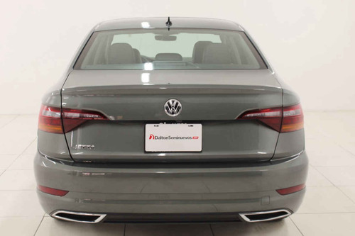 Imagen 4 de 15 de Volkswagen Jetta 2019 4 Cilindros