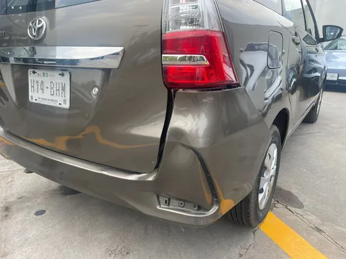 Toyota Avanza 1.5 Le At