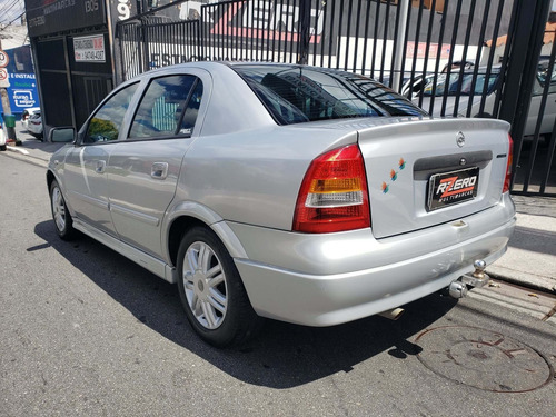 Chevrolet Astra 2.0 Mpfi Cd Sedan 8v Gasolina 4p