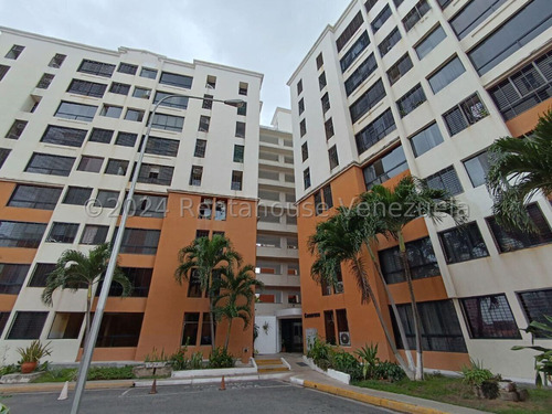 Excelente Apartamento En Venta En Urbanización Nuevo Bosque Alto Maracay Con Pozo De Agua Gas Directo Seguridad Piso Bajo Nela 24-24050