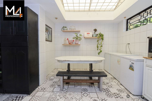 Casa En Venta En Las Condes 3 Dormi, Mas Servicio Y Estar