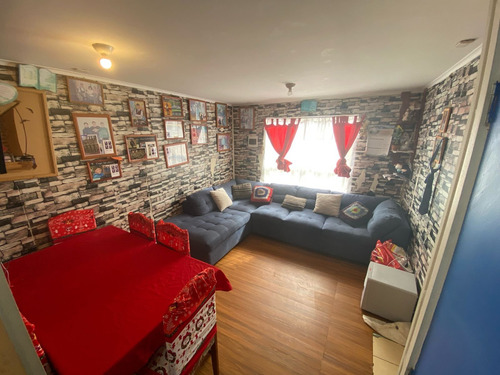 Se Vende Casa De 3d/1b En Avenida Los Notros