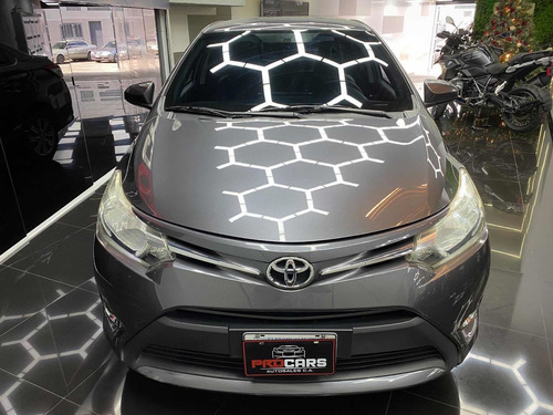 Imagen 8 de 8 de Toyota Yaris E