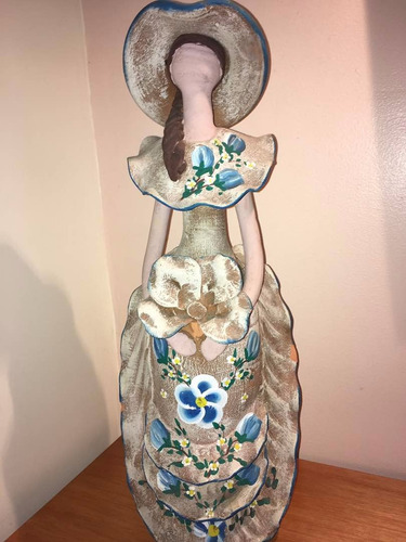 Muñeca De Ceramica Dama Antañona