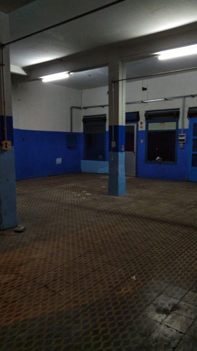 Imagen 2 de 6 de Excelente Local Al Frente 112m2 Privado Y Baño