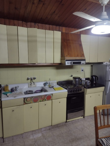 Imagen 2 de 10 de Venta - Casa En Lote Propio 4 Amb - Zavatarro 4292 - Santos Lugares.
