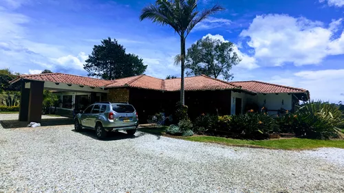 Finca Independiente Con Hermosa Casa En Pontezuela Rionegro