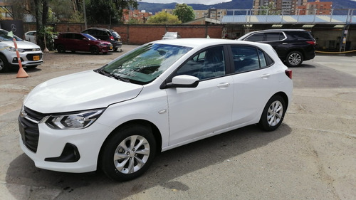 Imagen 1 de 9 de Chevrolet Onix Turbo Mod 2021 At 1.0