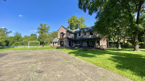 Casa En Venta En Barrio El Pato Verde Muñiz