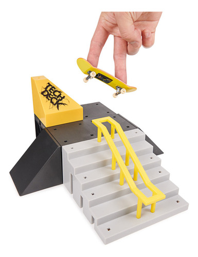 Pista Pyramid Shredder + Skate De Dedo Almost - Tech Deck