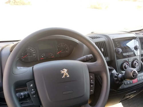 Peugeot Boxer Premium 2.2 435m 130 Hdi