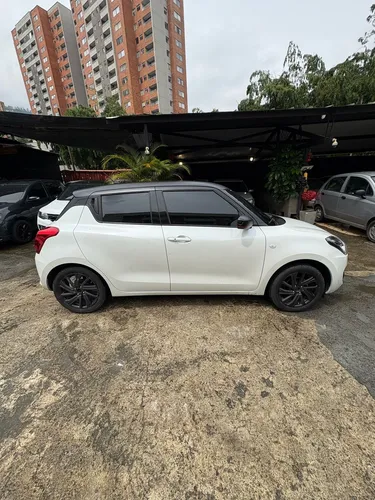 Suzuki Swift 1.2 Hybrid 2Wd