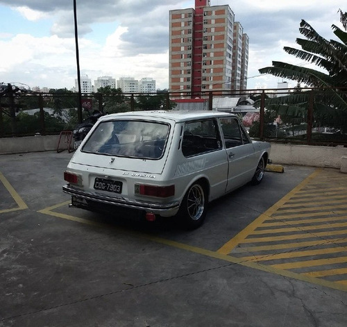 Imagem 2 de 8 de Volkswagen Brasilia 1974