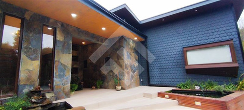 Parcela 5.000mt2 - Casa 5d 4b - 500mt2 - Puerto Varas