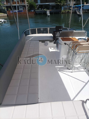 Imagem 8 de 14 de Solara 410 Fly 2 X Mercruiser T D I 370 H P Confira!!!