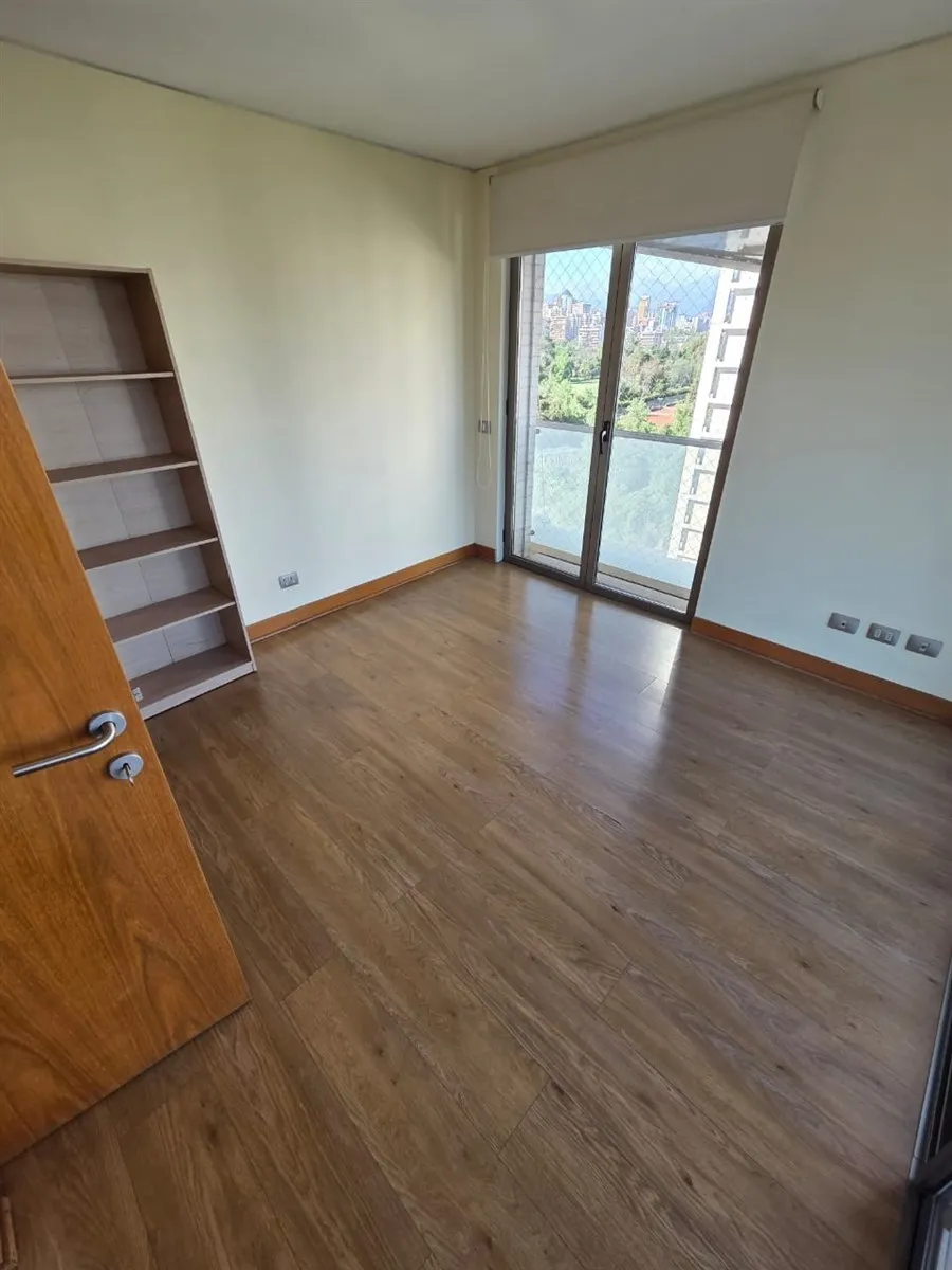Imagen 4 de 14 de Departamento En Arriendo De 3 Dorm. En Las Condes