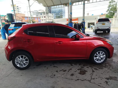 Mazda 2 Hatchback 1.5 Touring