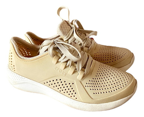 Calzado Zapatillas Crocs De Niña Con Cordones (Usado)