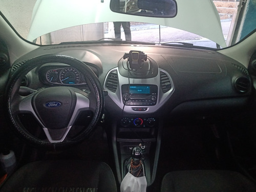 Imagem 6 de 15 de Ford Ka Sedã 1.0 2019