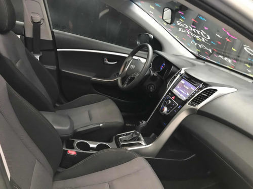 Imagem 4 de 8 de Hyundai I30 2015 1.8 Série Limitada Aut. 5p